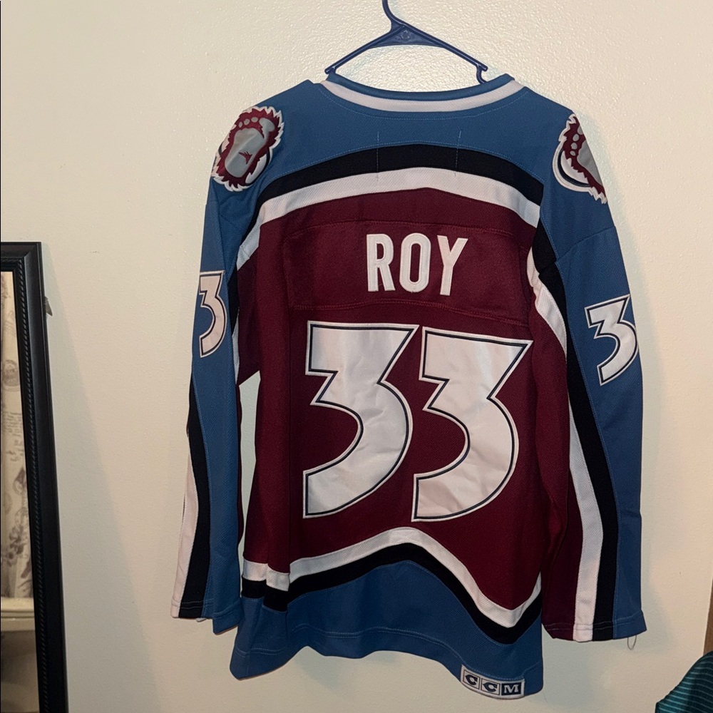 Patrick Roy jersey - Picture 2 of 3